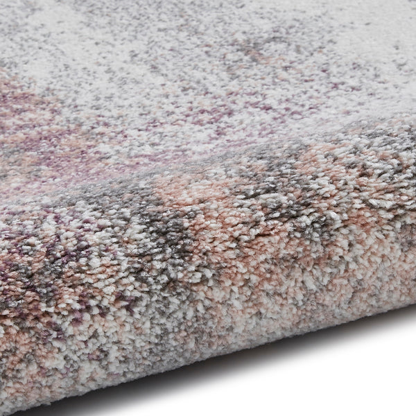 Brooklyn 8598 in Ivory Rose