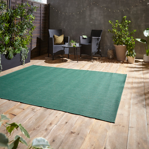 POP Outdoors Dark Green