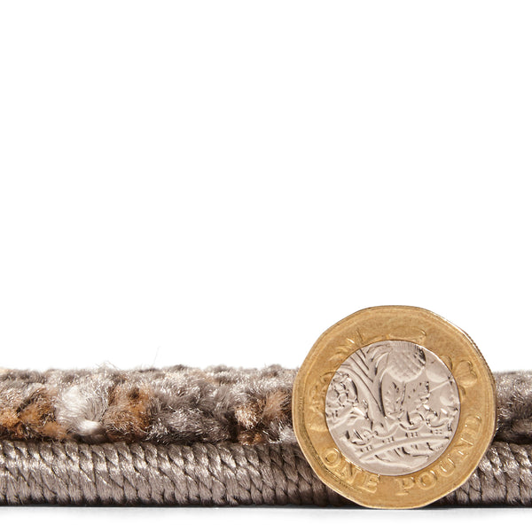 Woodland 2099 in Cream Grey